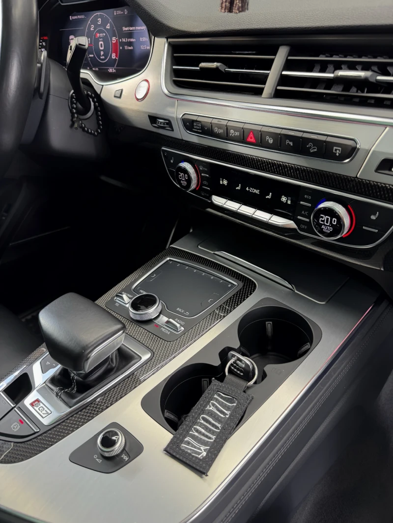 Audi SQ7 22&#39; Carbon, снимка 15 - Автомобили и джипове - 52159811
