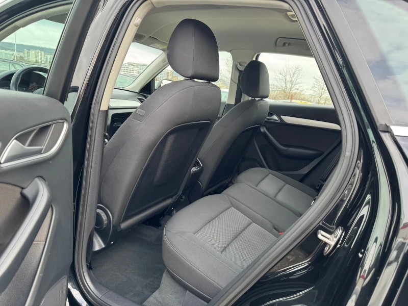 Audi Q3 2.0TDI Quattro avtomatic, снимка 13 - Автомобили и джипове - 53174414