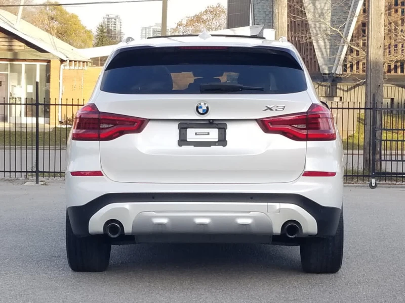 BMW X3 DISTRONIC* PANO* LANE* HUD* ЩОРИ* AMBIENT* FULL MA, снимка 7 - Автомобили и джипове - 53285866