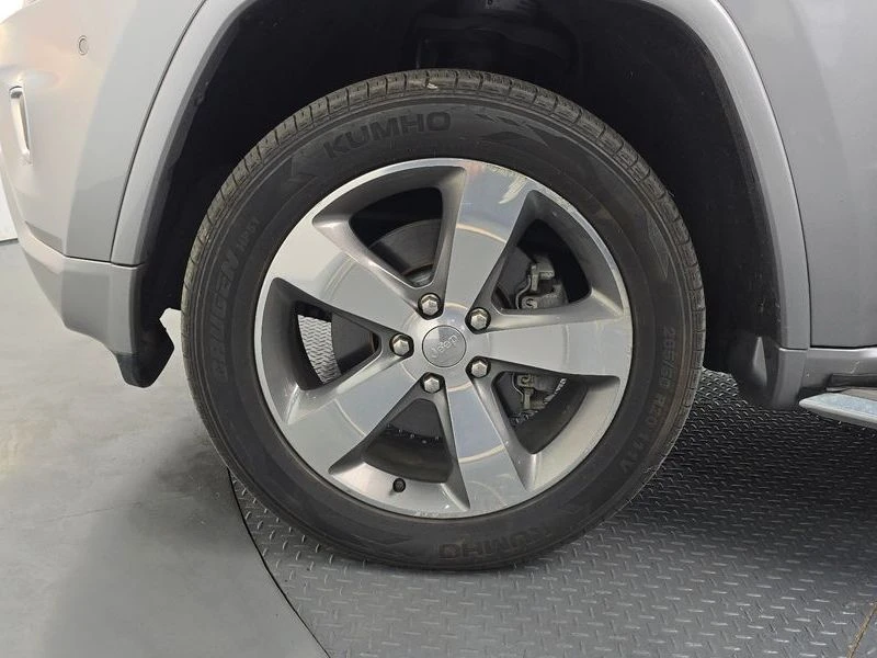Jeep Cherokee 3.0 Diesel Overland| 240к.с.| ВКЛ.ТЕХНОТЕСТ, снимка 5 - Автомобили и джипове - 55644229