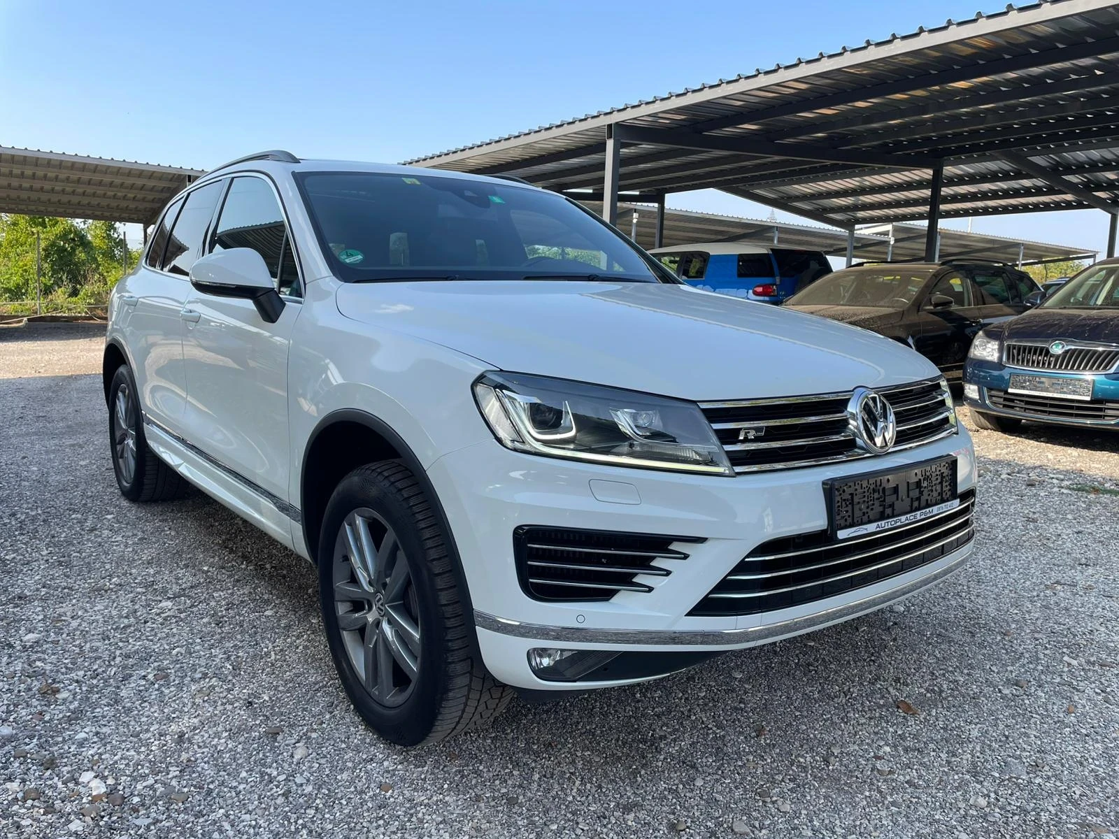 VW Touareg Facelift/R Line/Navi/Camera/262к.с - изображение 3