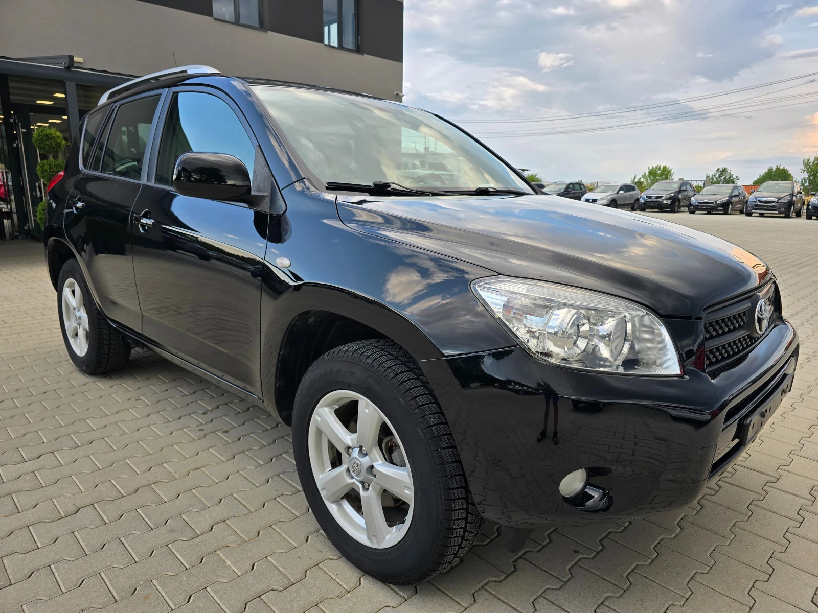 Toyota Rav4 2.2 D4D, 136к.с., 6 ск., Само 134853км.! - изображение 2