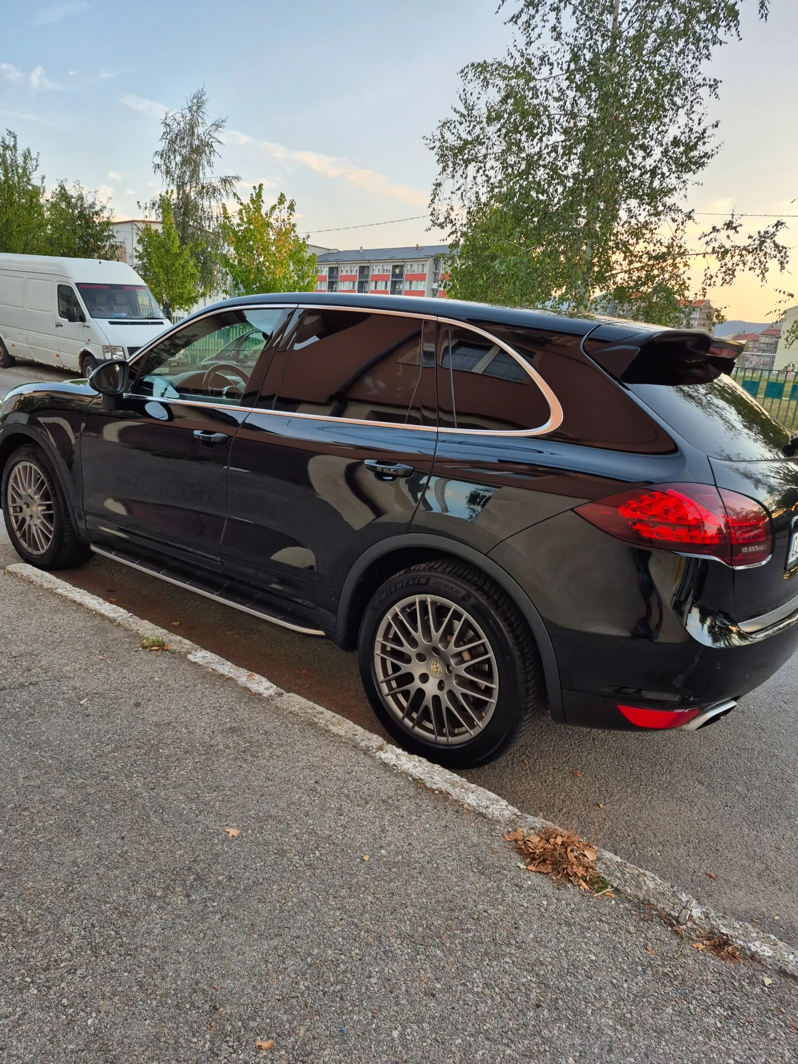 Porsche Cayenne 3.0 - изображение 8