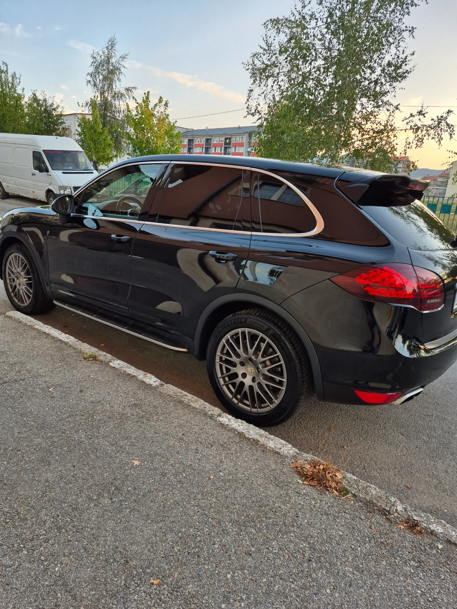 Porsche Cayenne 3.0 - изображение 9