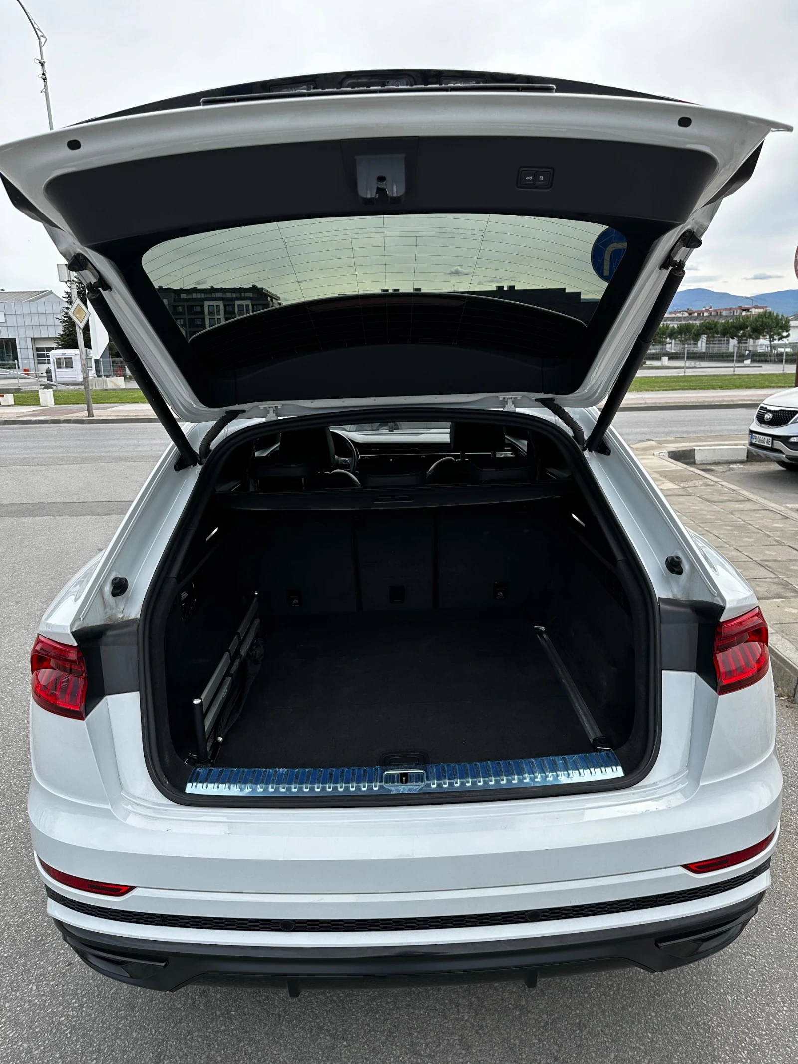 Audi Q8 50 TDI Hybrid S-line B&O  | Mobile.bg � ����������� 12