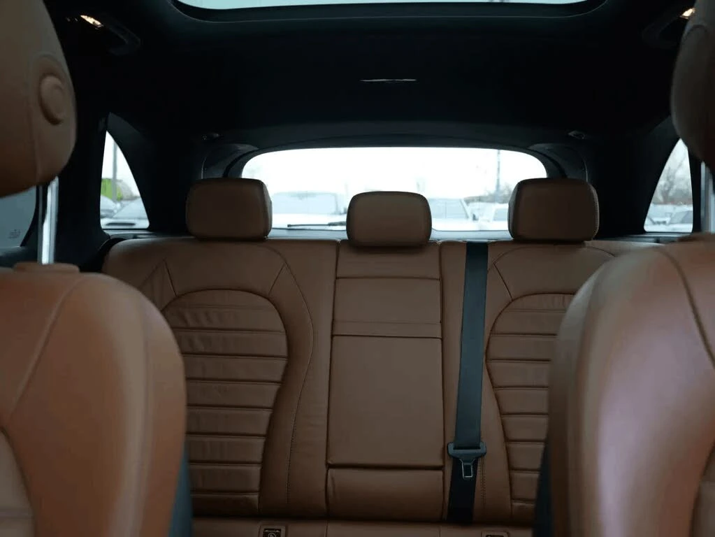 Mercedes-Benz GLC 350 e 4MATIC АвтоКредит  (ЦЕНА ДО БГ), снимка 10 - Автомобили и джипове - 53918728