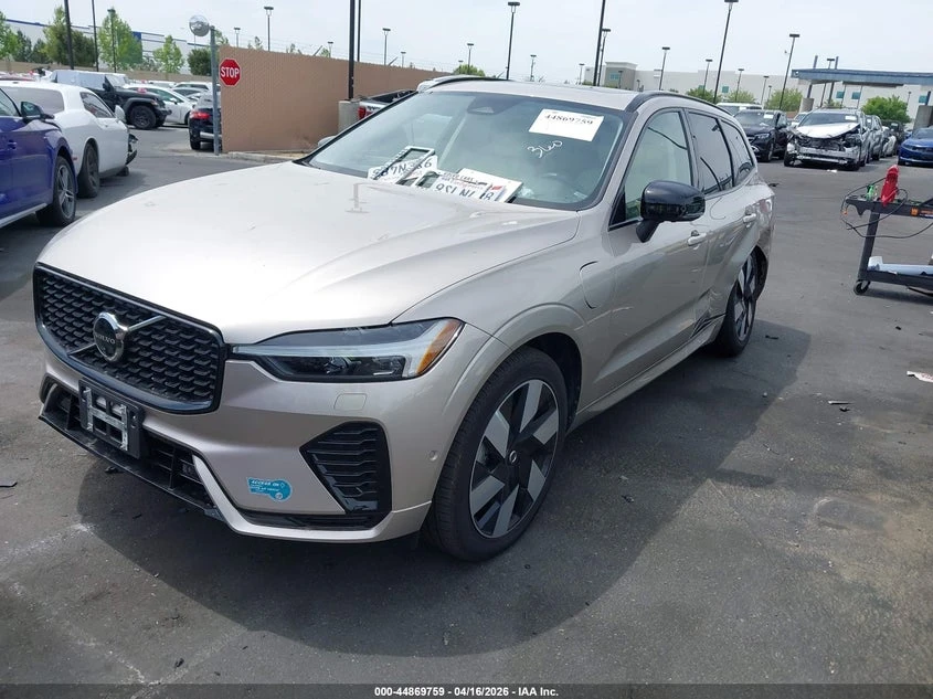 Volvo XC60 2.0l Plug-In Hybrid Plus, T8 Awd Electric/Gasoline | Mobile.bg � ����������� 2