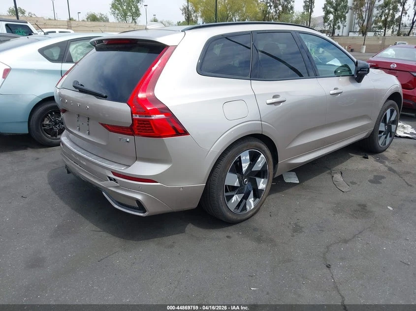 Volvo XC60 2.0l Plug-In Hybrid Plus, T8 Awd Electric/Gasoline | Mobile.bg � ����������� 4