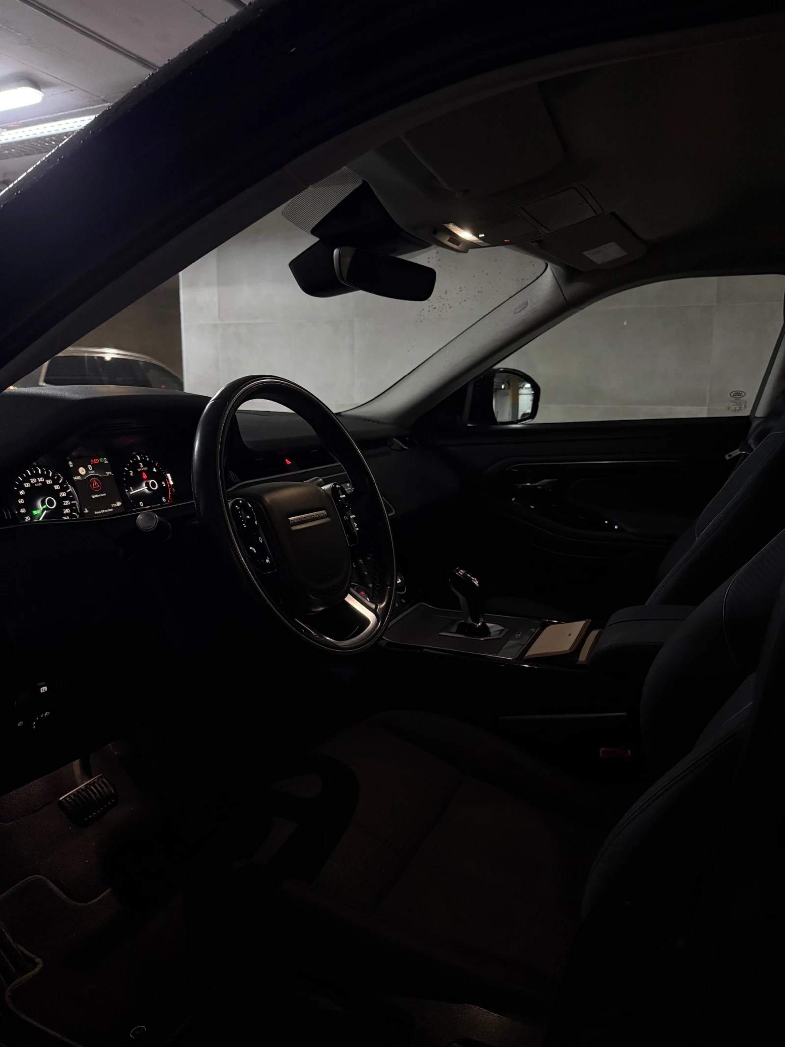 Land Rover Range Rover Evoque 2.0 TD 204 DTD, снимка 9 - Автомобили и джипове - 54271960