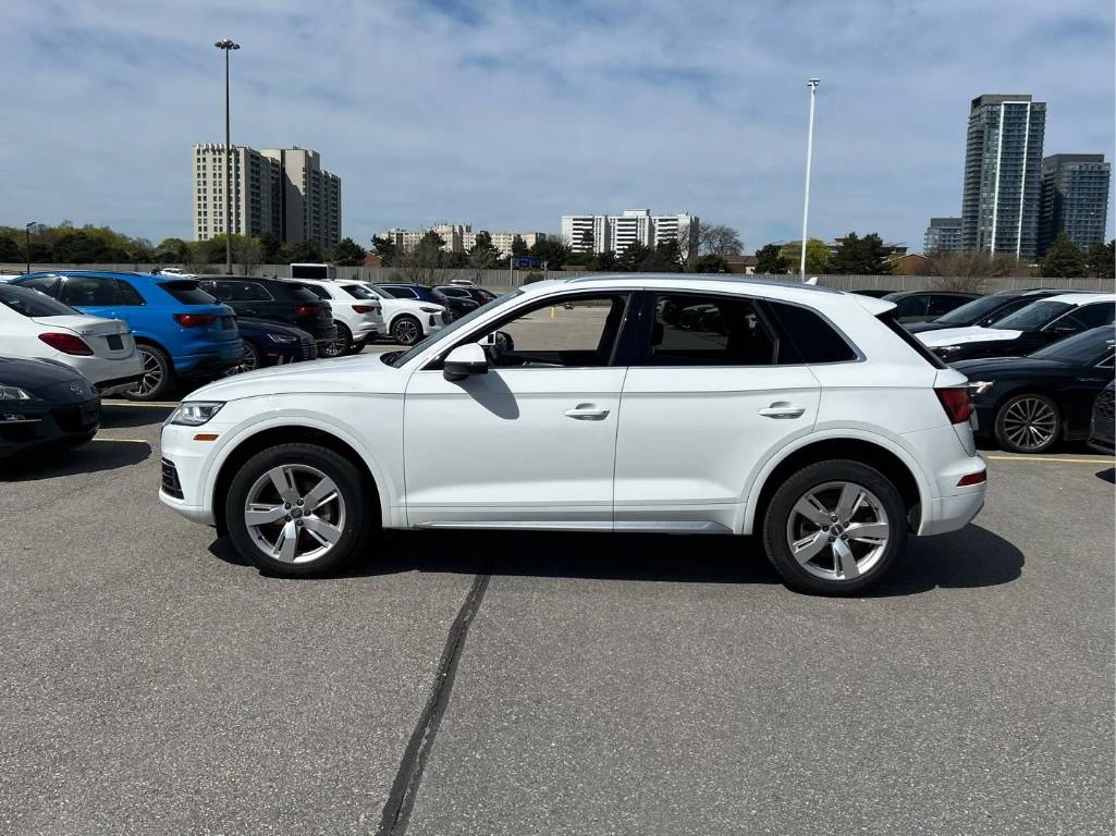 Audi Q5 * TECHNIK* 360 * 2 КЛЮЧА * PANO * ПОДГРЕВИ, снимка 5 - Автомобили и джипове - 54569684