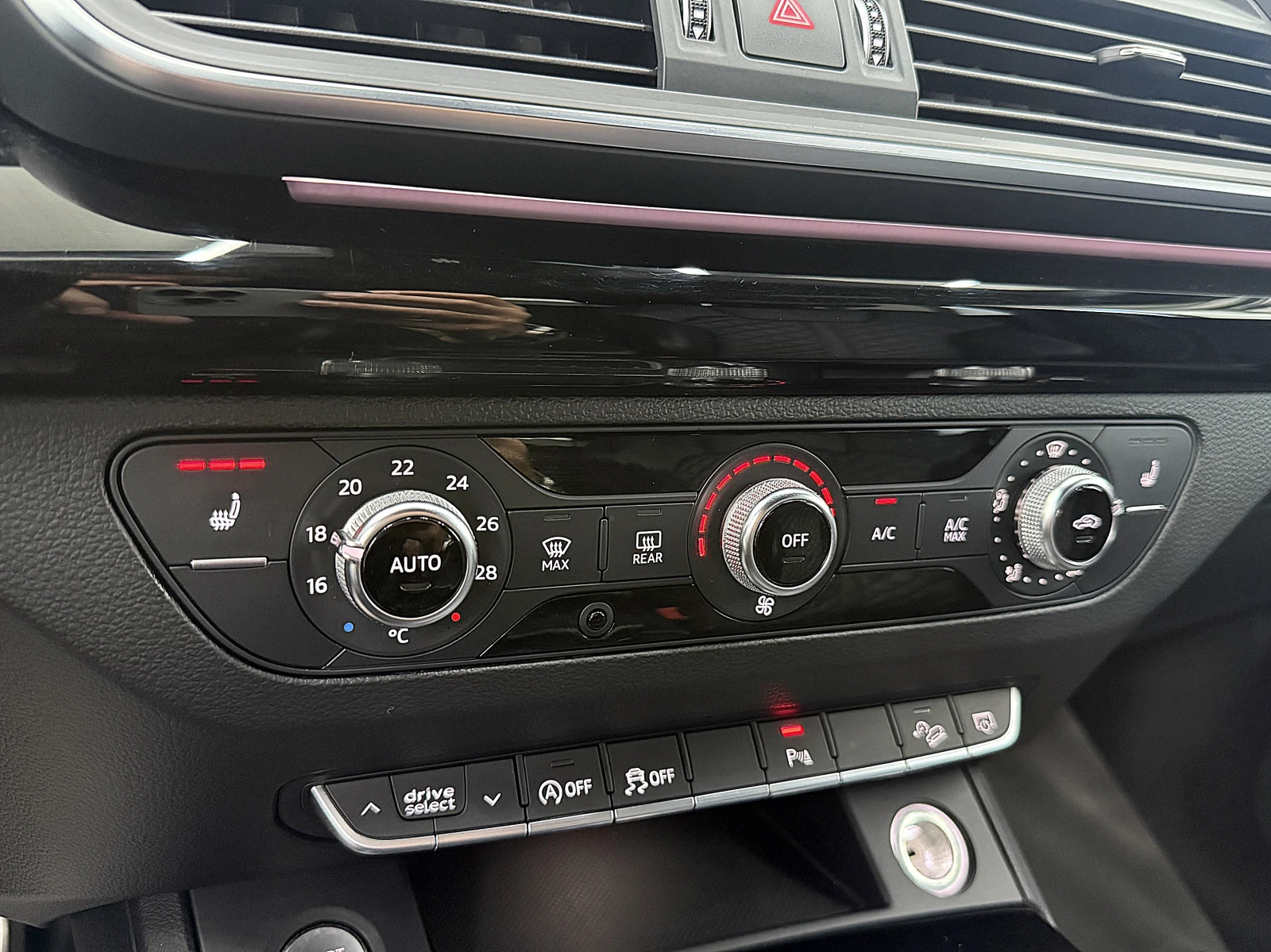 Audi Q5 5.0TDI/S-line/BANG/OLUFSEN/PODGREV/СОБСТВЕН ЛИЗИНГ, снимка 14 - Автомобили и джипове - 54604806