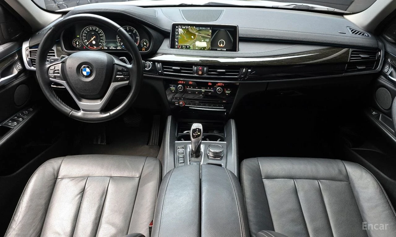 BMW X6 xDRIVE* 30d* ПОДГРЕВ* НАВИГАЦИЯ* 360 КАМЕРА, снимка 3 - Автомобили и джипове - 54968877