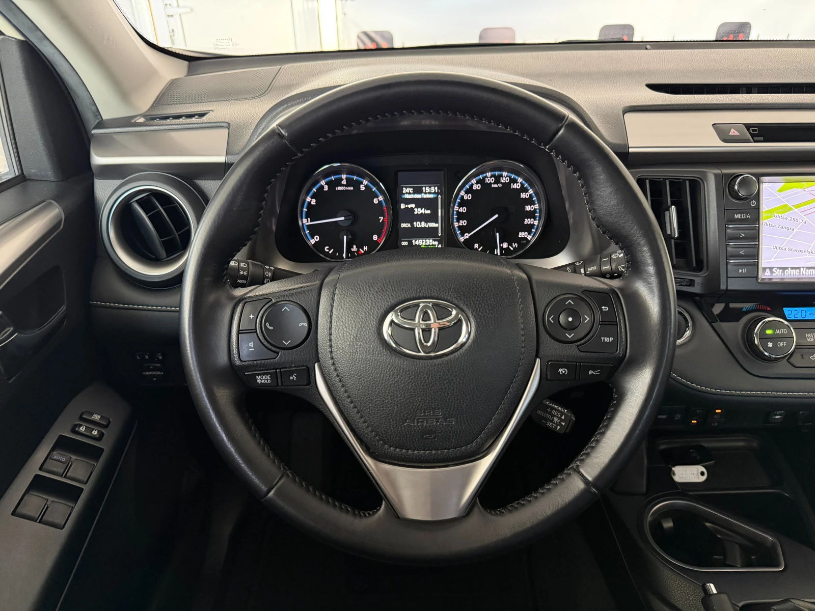Toyota Rav4 2.0i* 4x4* СЕРВИЗНА КНИЖКА С ПЪЛНА ИСТОРИЯ В ТОЙОТ, снимка 11 - Автомобили и джипове - 55539830