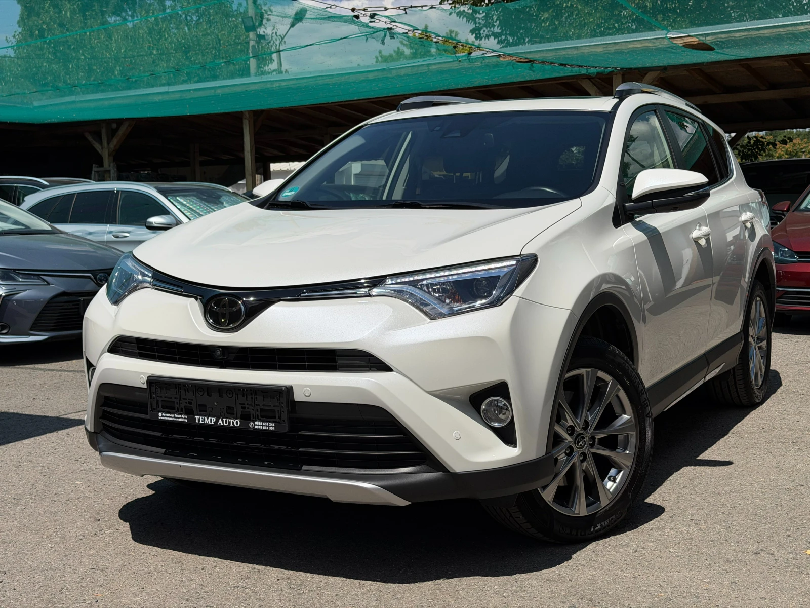 Toyota Rav4 2.0i* 4x4* СЕРВИЗНА КНИЖКА С ПЪЛНА ИСТОРИЯ В ТОЙОТ