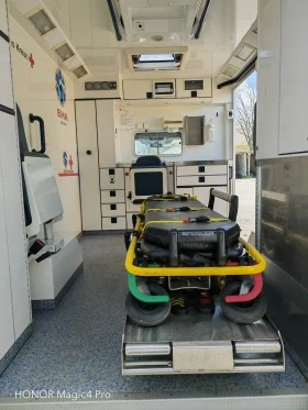 Mercedes-Benz Sprinter 516 2.2 CDI само 97 хил. км.!!!, снимка 6