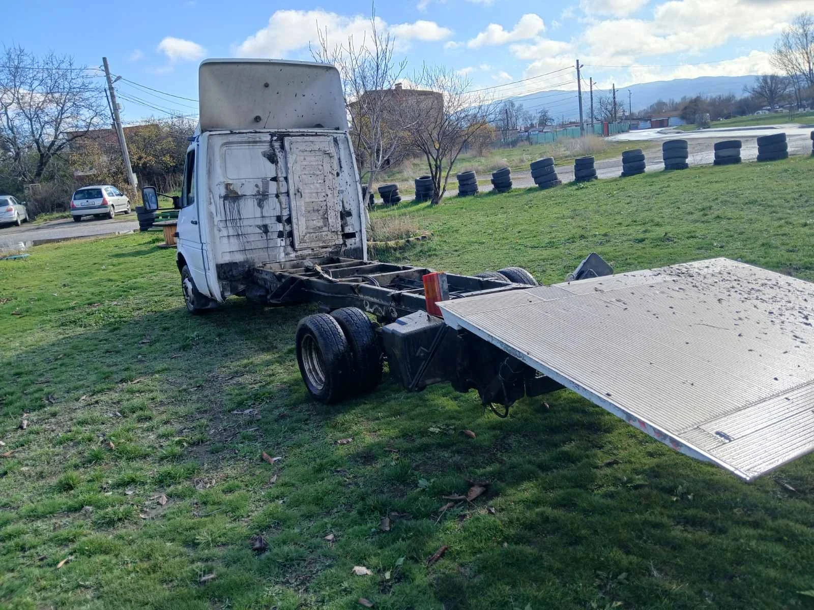 Mercedes-Benz 412  - изображение 6