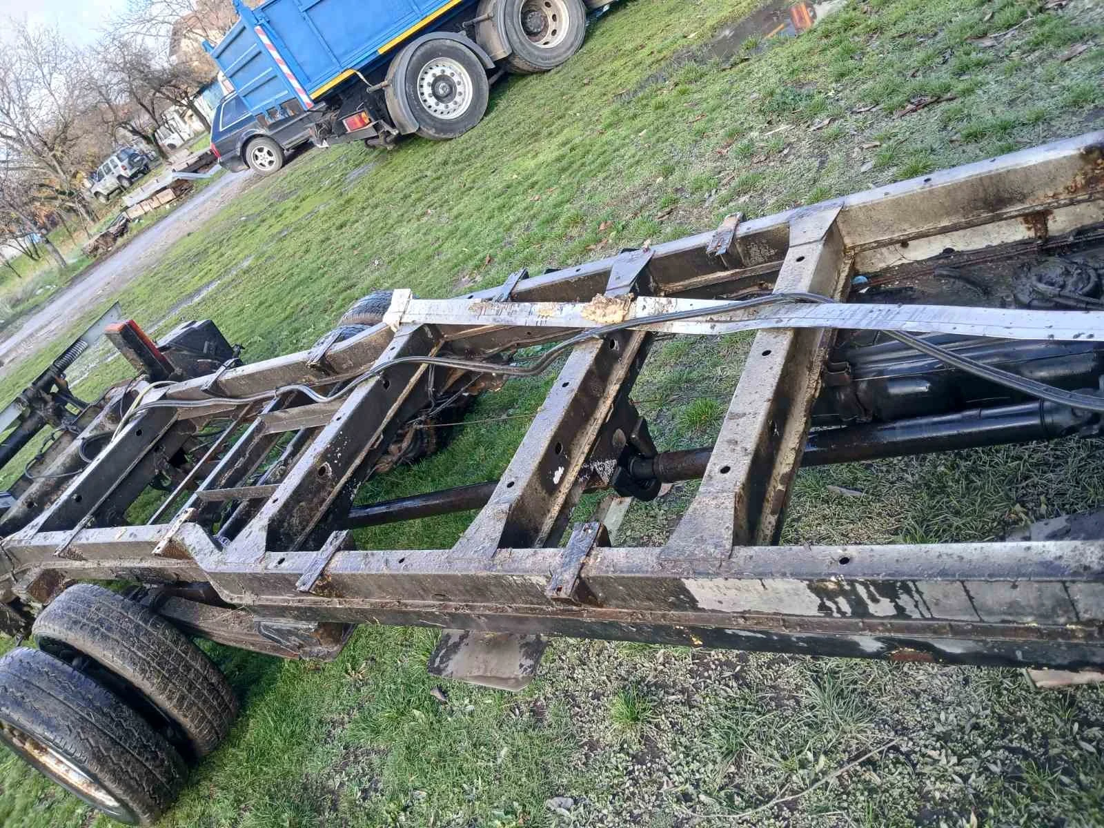 Mercedes-Benz 412  - изображение 10