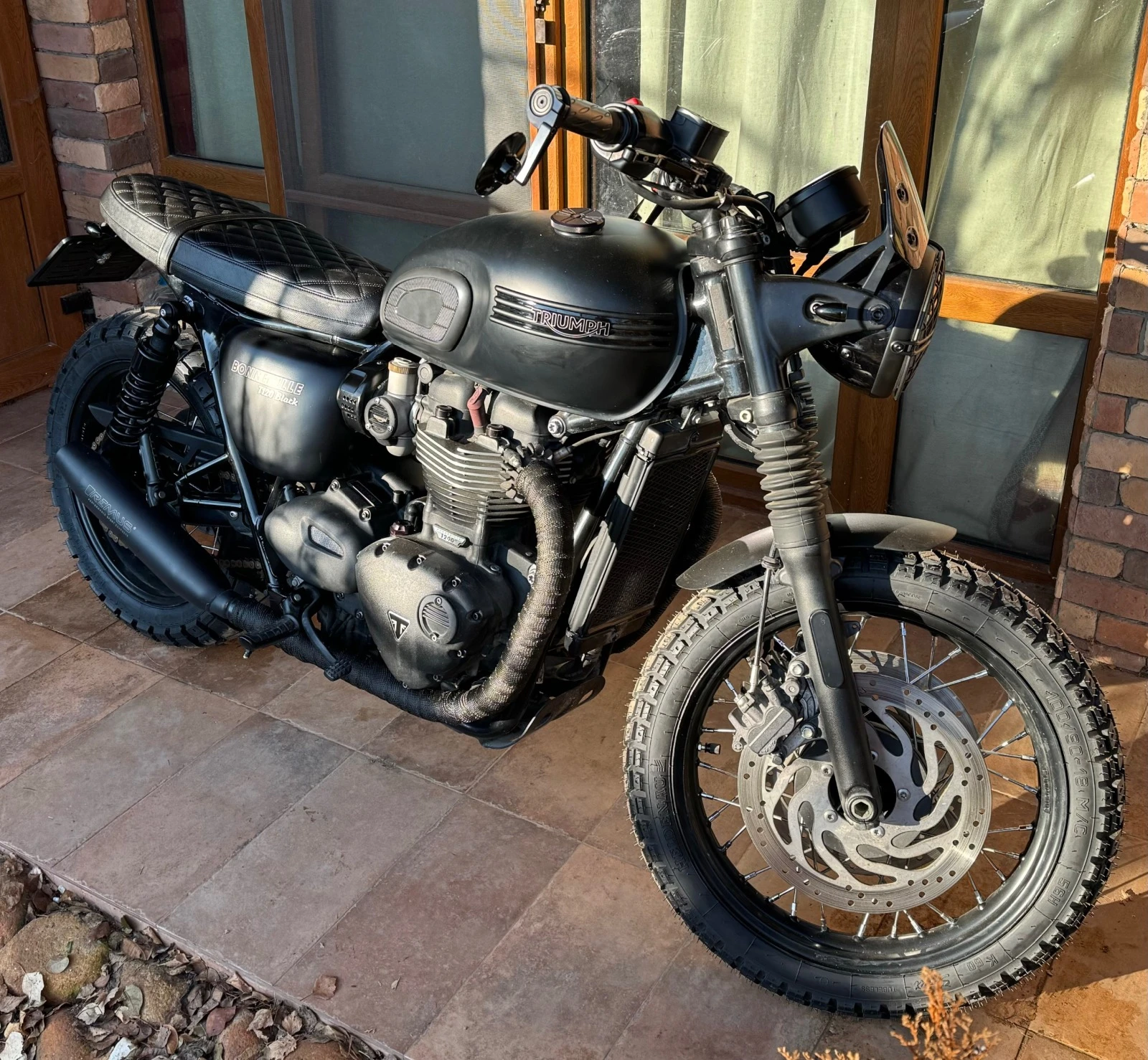 Triumph Bonneville T120 black - изображение 2