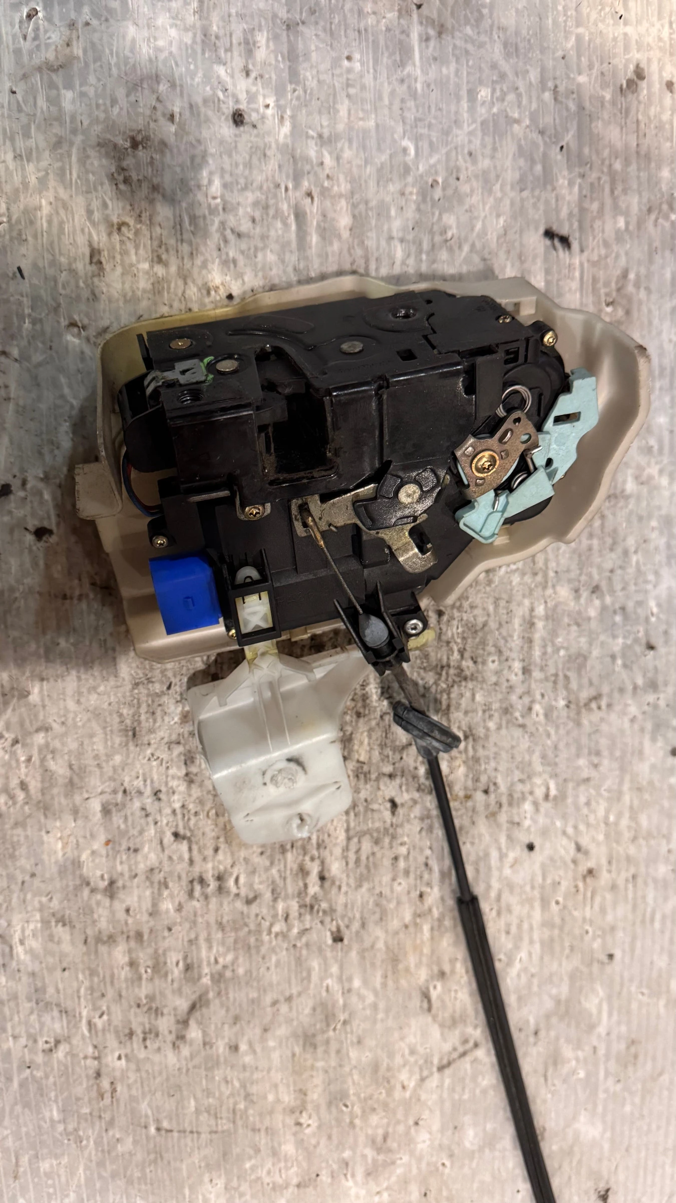 ����� �� ����� �� VW Touran 2005 - PA6630F / E840-299-001A | Mobile.bg � ����������� 1