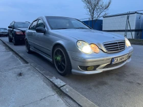 Mercedes-Benz C 320 AMG пакет, снимка 2