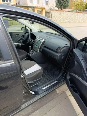Toyota Corolla verso, снимка 5