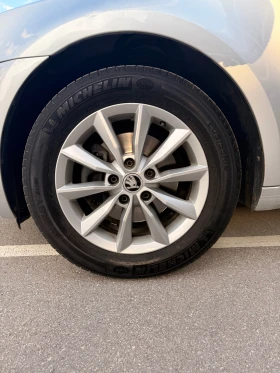 Skoda Octavia 1.6TDI /DSG/NAVI, снимка 7