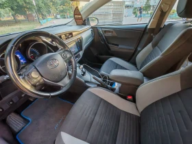 Toyota Auris HYBRID ГАРАНЦИЯ ПЪЛНА СЕРВИЗНА ИСТОРИЯ, снимка 9