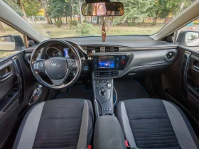 Toyota Auris HYBRID ГАРАНЦИЯ ПЪЛНА СЕРВИЗНА ИСТОРИЯ, снимка 11