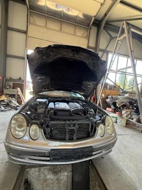 Mercedes-Benz E 270, снимка 14