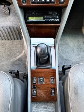 Mercedes-Benz 124, снимка 13