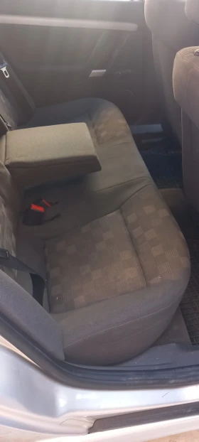 Opel Vectra - 2000 € / 3911.66 лв. - 96699581 11