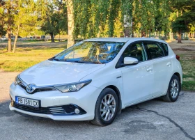 Toyota Auris HYBRID ГАРАНЦИЯ ПЪЛНА СЕРВИЗНА ИСТОРИЯ | Auto.bg — изображение 3