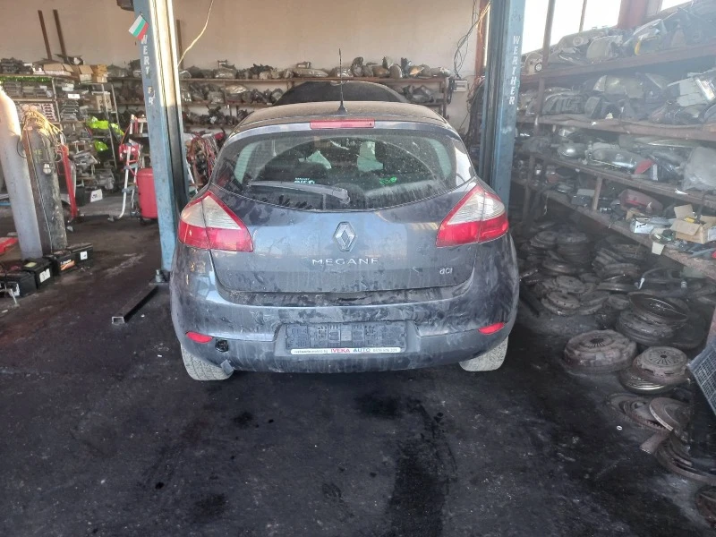 Renault Megane, снимка 1 - Автомобили и джипове - 39432407