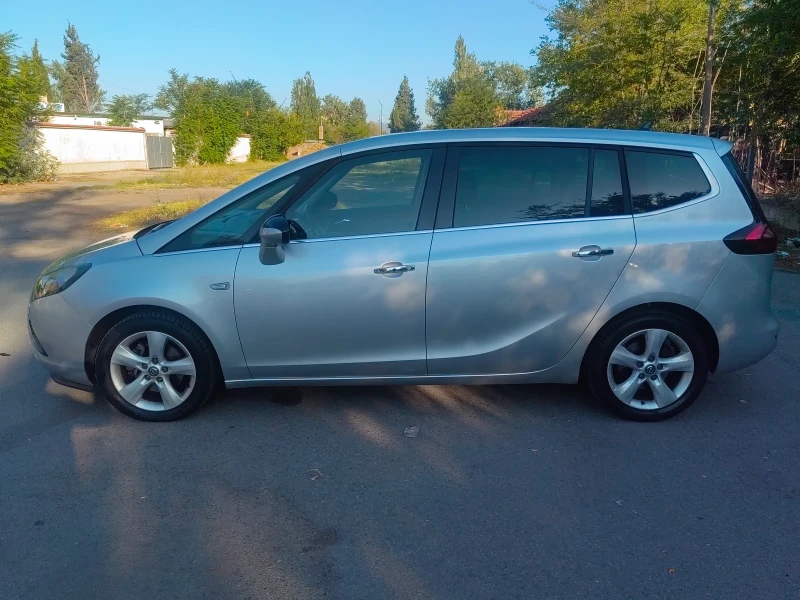 Opel Zafira, снимка 8 - Автомобили и джипове - 47283946