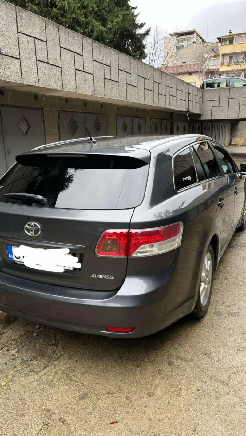 Toyota Avensis Д4Д 2.0 126, снимка 2 - Автомобили и джипове - 48461702