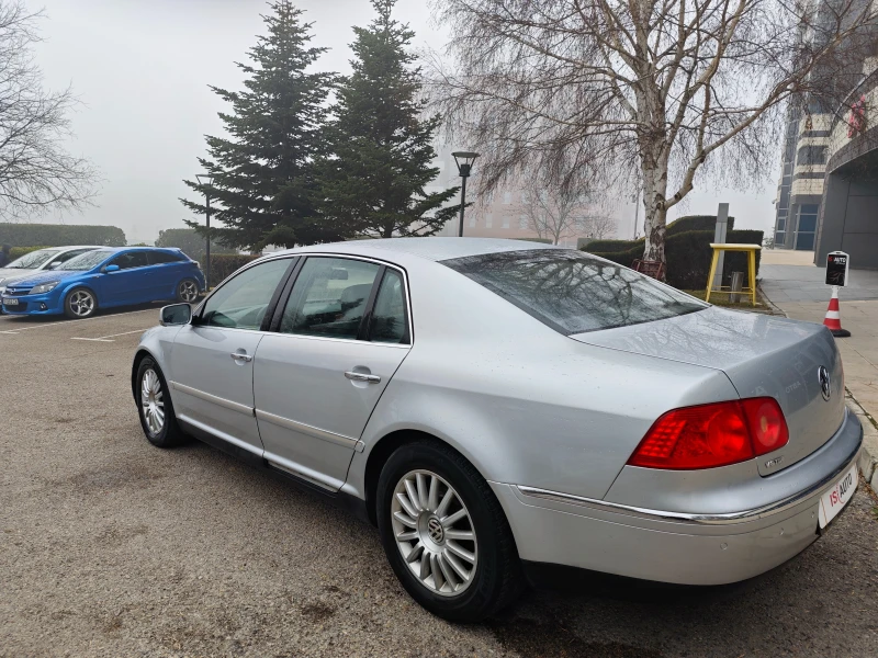 VW Phaeton 3.0TDI/4Motion/Подгрев/Navi/Xenon, снимка 6 - Автомобили и джипове - 48871703