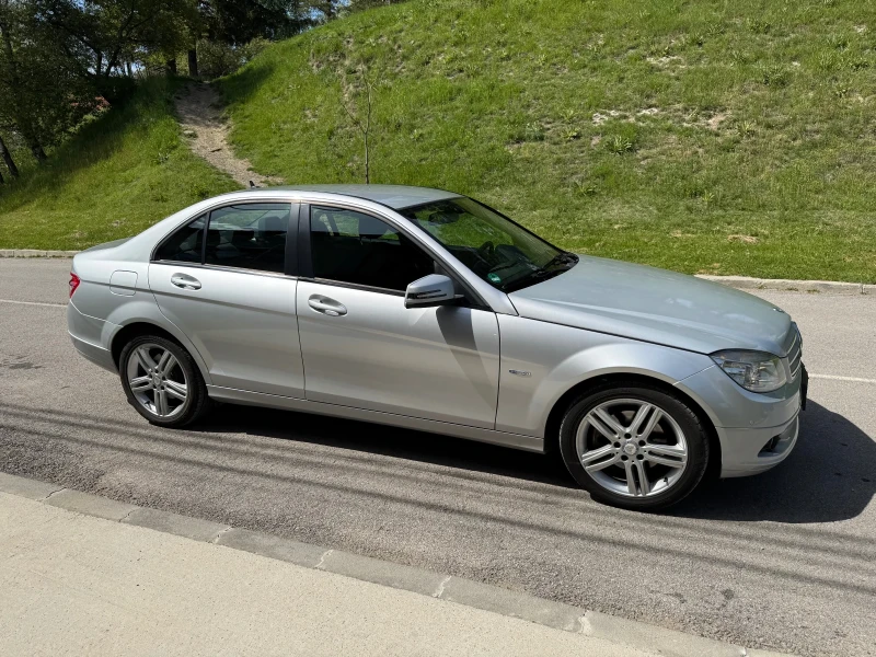 Mercedes-Benz C 220 1.70к.с. АВТОМАТИК , снимка 3 - Автомобили и джипове - 52631633