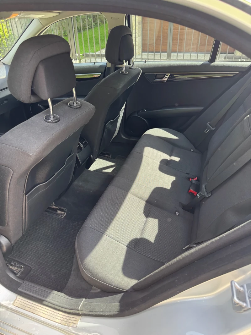 Mercedes-Benz C 220 1.70к.с. АВТОМАТИК , снимка 11 - Автомобили и джипове - 52631633