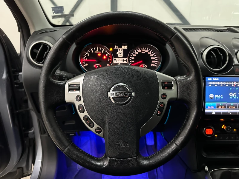 Nissan Qashqai * FACELIFT* 1.6* НАВИГАЦИЯ* , снимка 11 - Автомобили и джипове - 52057939
