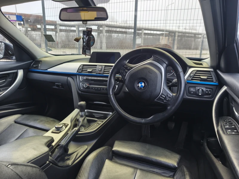 BMW 320, снимка 3 - Автомобили и джипове - 52895111