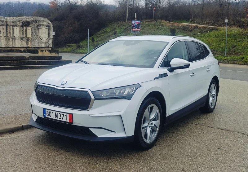 Skoda Enyaq IV 80/ACC/Loft 13-инчов дисплей/Памет/82kwh
