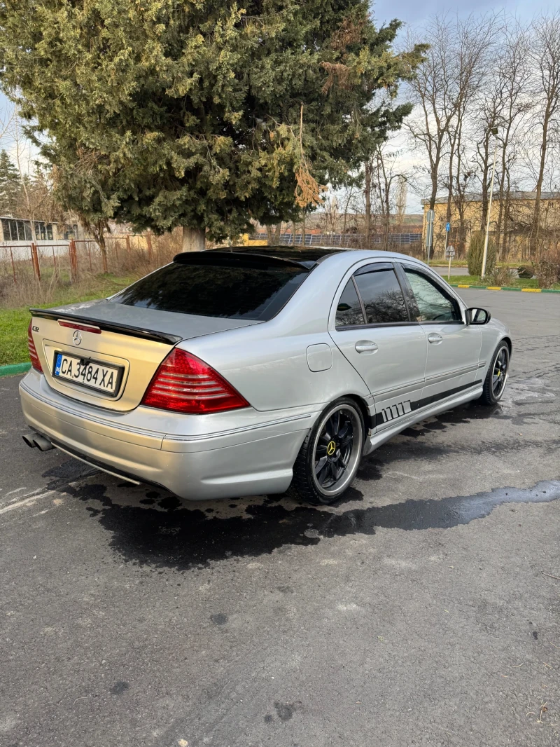 Mercedes-Benz C 320 AMG пакет, снимка 3 - Автомобили и джипове - 53500913