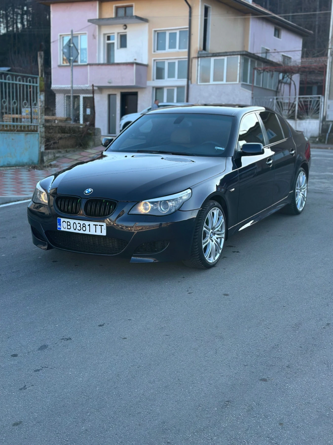 BMW 530 XD 235 - изображение 4