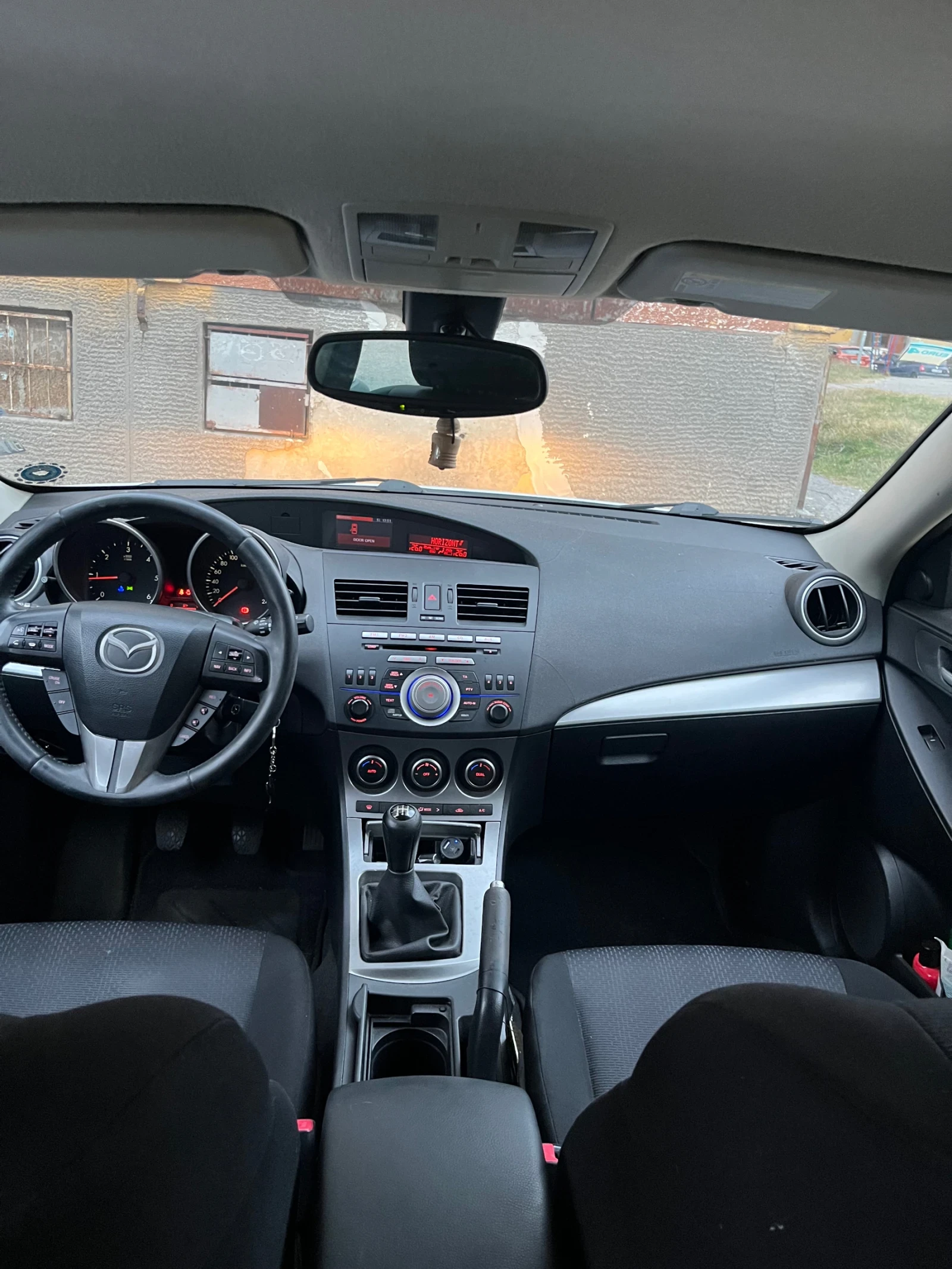Mazda 3  - изображение 10