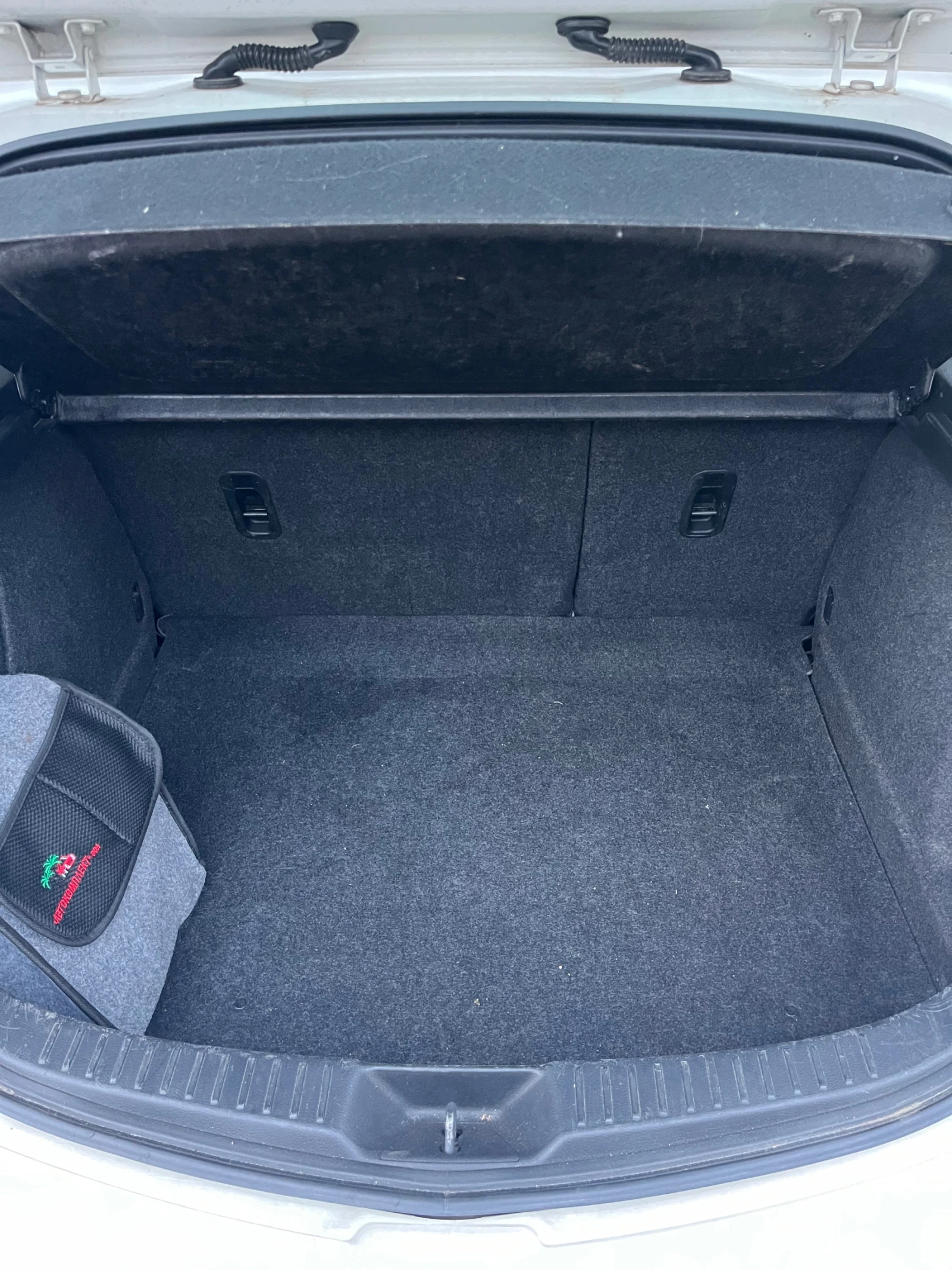 Mazda 3  - изображение 8