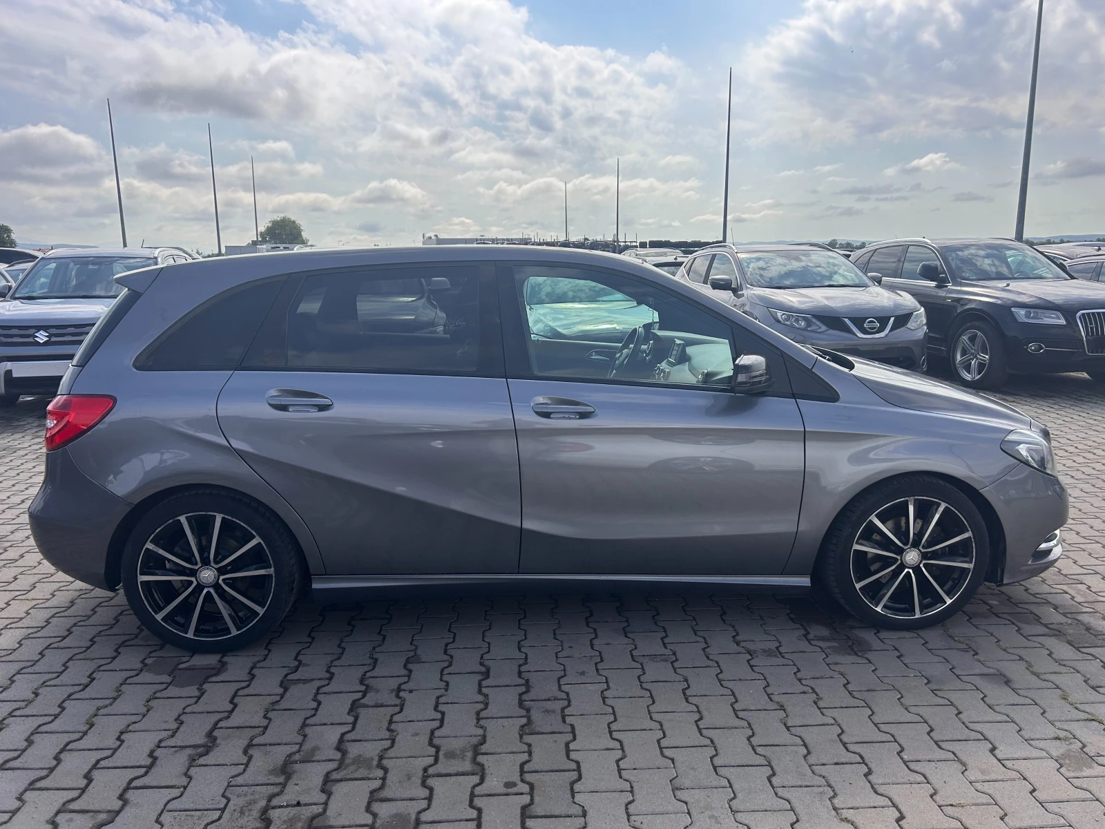 Mercedes-Benz B 180 AVTOMAT/NAVI/KOJA/PANORAMA EURO 6 | Mobile.bg   5