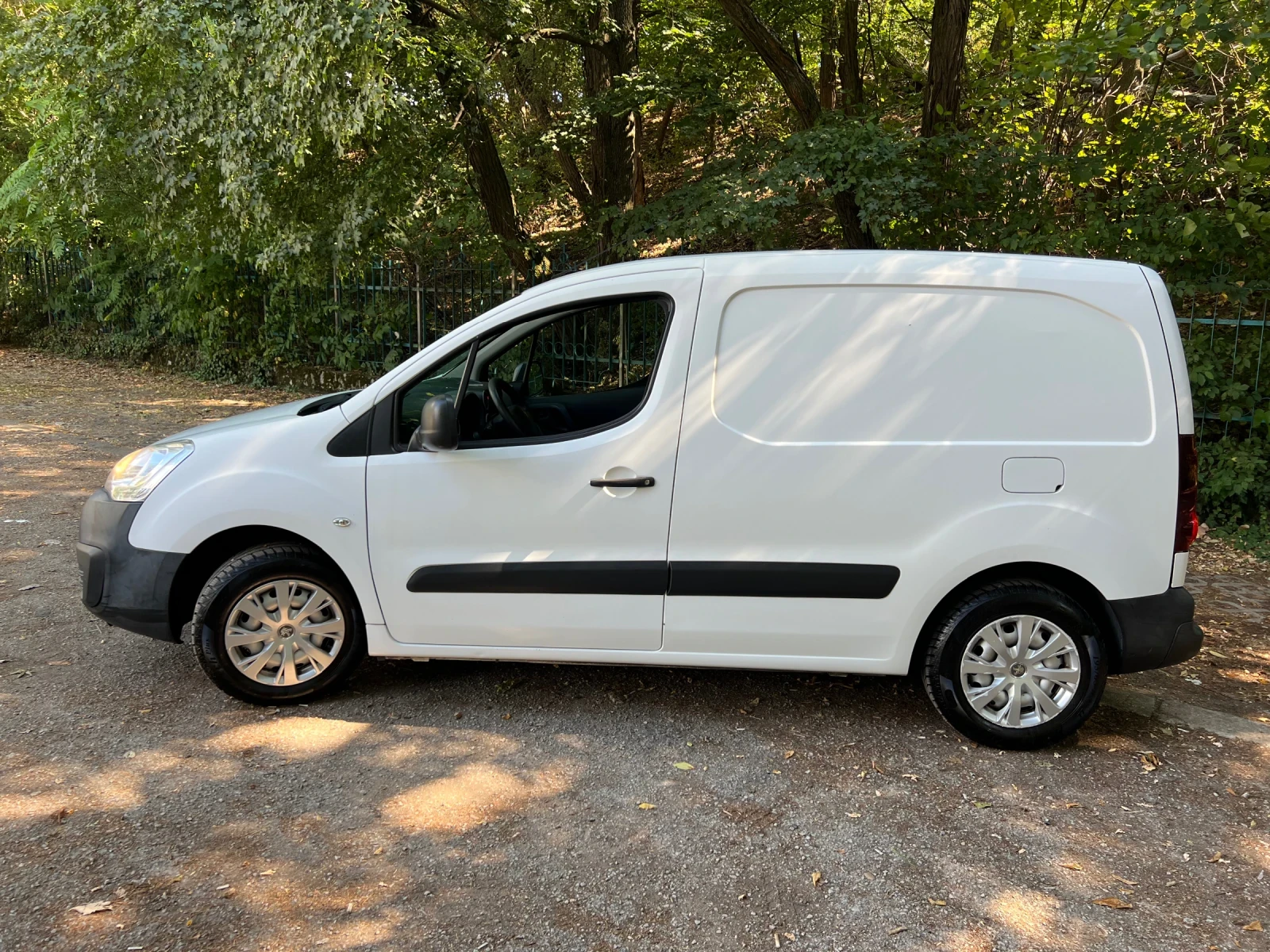 Peugeot Partner 1.6HDI - изображение 8