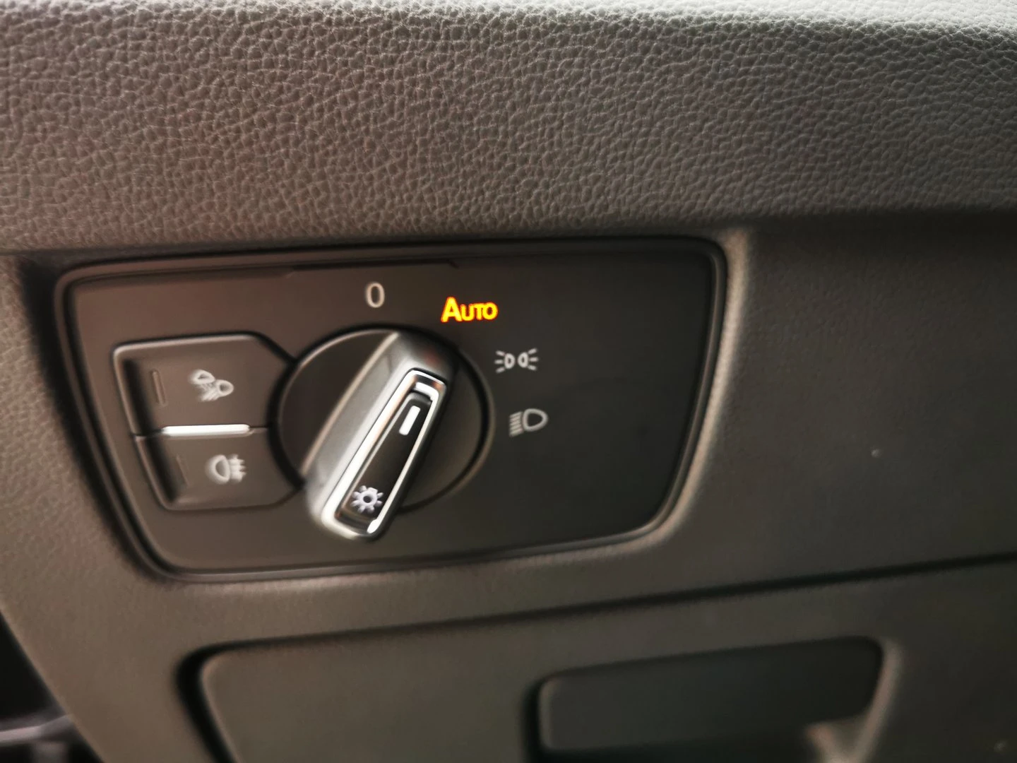 VW Arteon R-Line 2.0 TDI SCR 4MOT DSG | Mobile.bg   13