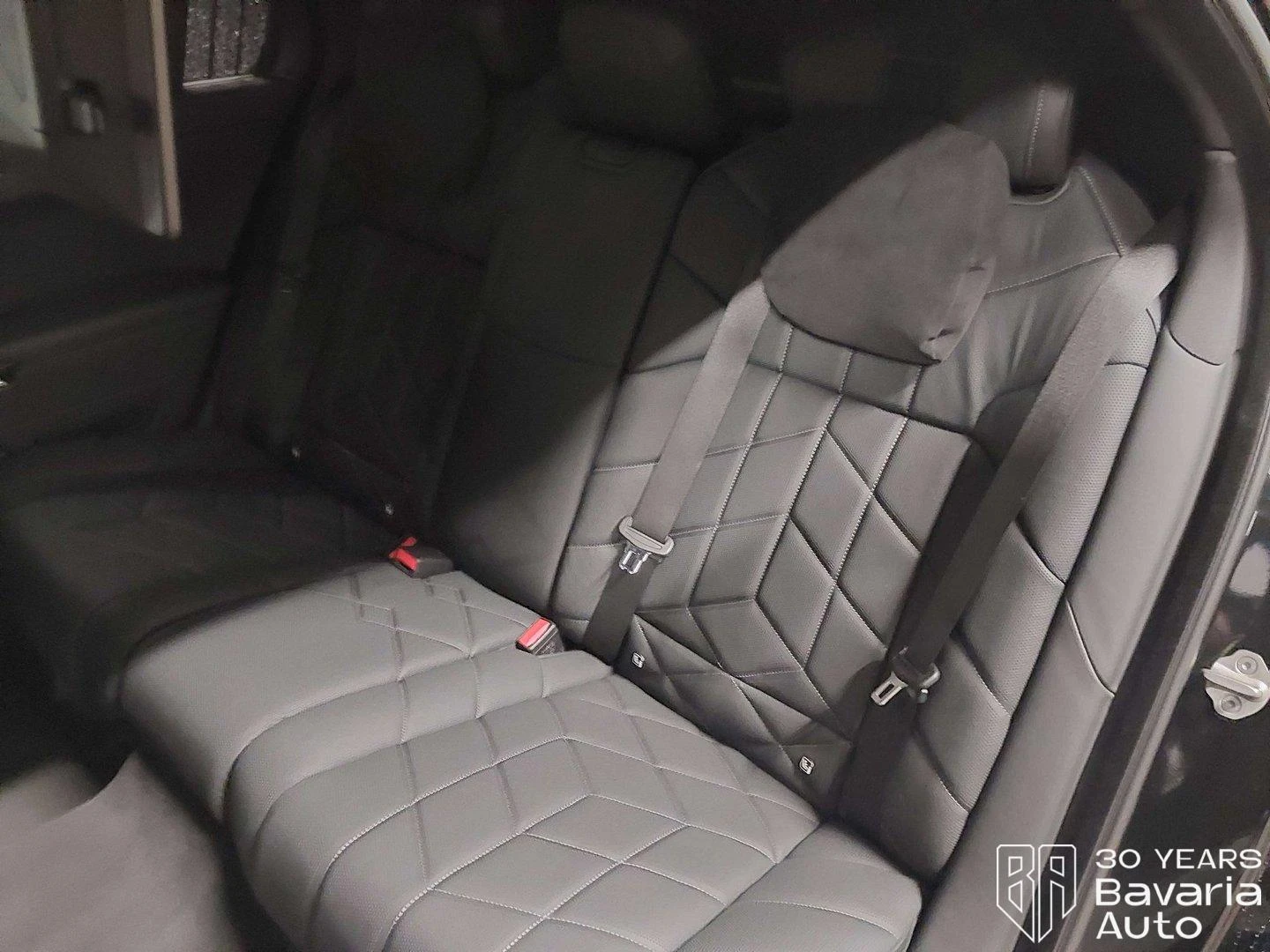 BMW 740 d xDrive M Sport Paket  | Mobile.bg   8