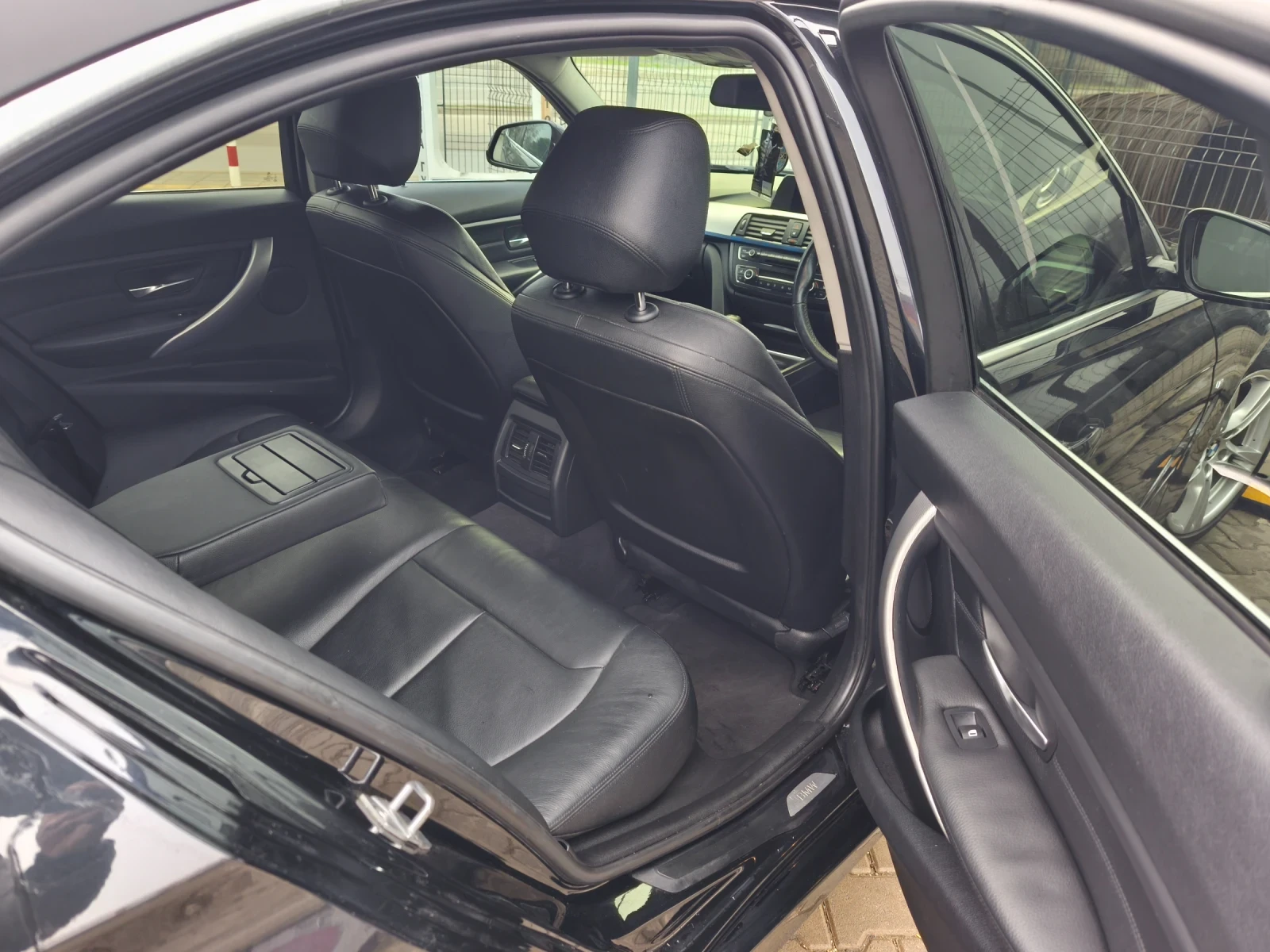 BMW 320  - изображение 4